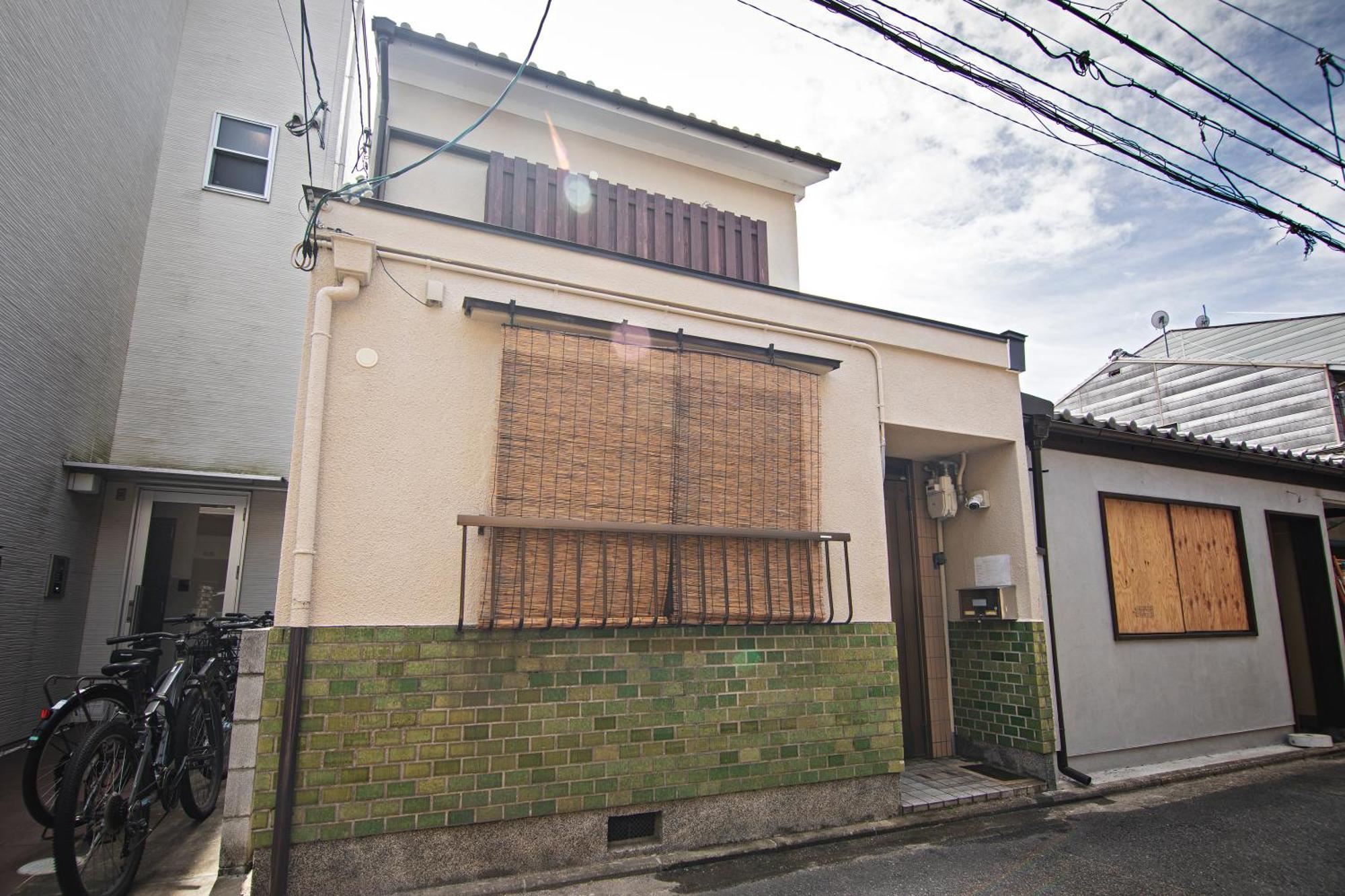 -九条竹海- 和風丸々貸切一軒家 ベッドルーム3つ トイレ2つ 最大8人宿泊可 十条駅徒歩で5分 京都市 エクステリア 写真